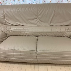 ソファの画像