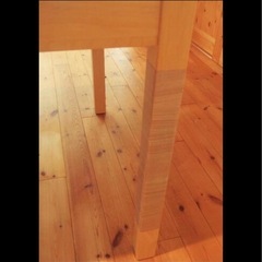 IKEA伸縮可能ダイニングテーブル最大8名掛けの画像