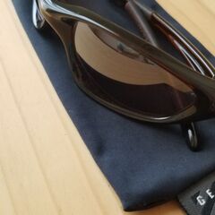 Oakley サングラス　オークリーの画像