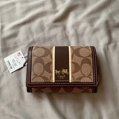 コーチ　二つ折財布　新品　未使用　保管品