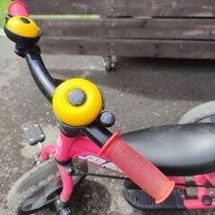 子供用　三輪車、自転車ヘルメットの画像