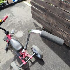 子供用　三輪車、自転車ヘルメットの画像