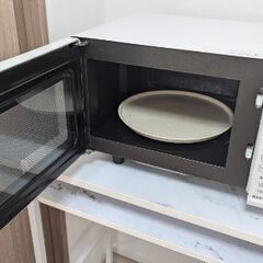 電子レンジ　SHARP RE-S15E-Wの画像