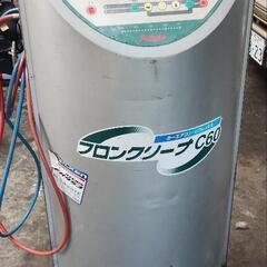 自動車 エアコン修理 コンプレッサー交換