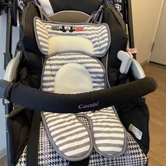 [取引中]combiベビーカー（専用雨具付き）の画像