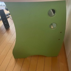 パソコンデスクの画像