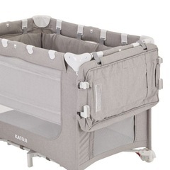 値下げ中！！KATOJI カトージ ポータブルベビーベッド おむつ替えテーブル付（他商品と同時購入でお値下げいたします）の画像