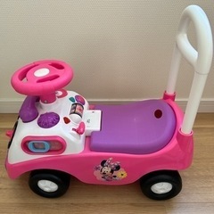 【取引中】子ども用カー(ミニーマウス)