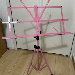 折りたたみ　譜面台の画像