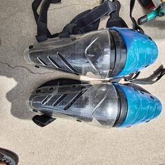 ニーシンガード