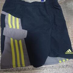 adidas　水着　130の画像