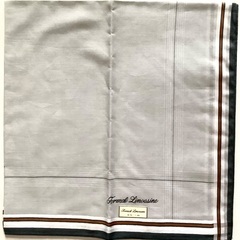 【新品、未使用】メンズ　紳士　ハンカチ　グレー　綿100%   難ありの画像