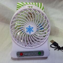 ミニ扇風機　充電式ミニファン　LEDライト付き　サーキュレーターの画像