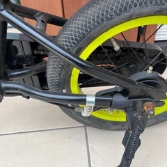 子ども　自転車　14インチ　補助輪ありの画像