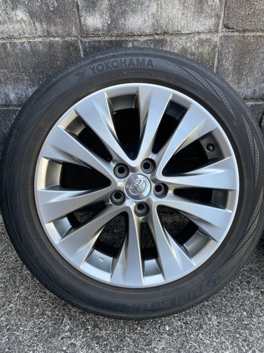 タイヤホイールセット引き渡し調整中