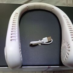 ネッククーラー　クールファン 首かけ扇風機
