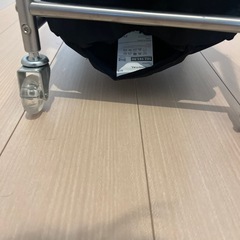 IKEA  ランドリーバック　キャスター付の画像