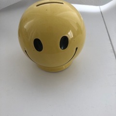 スマイル貯金箱の画像