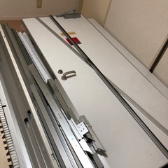 • ドアと8つのパーティション