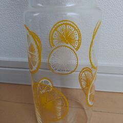 レトロな柄のガラスポット、サーバー