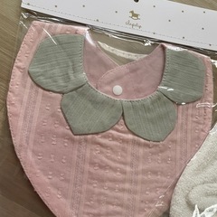 SLAP SLIPのよだれかけ♡の画像