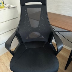 【取引決定】机と椅子の画像