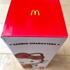非売品マクドナルドとサンリオの水筒の画像