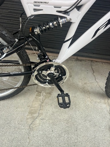 美品 26インチ アメリカンイーグル マウンテンバイク 数回使用の美品！ホワイト 防犯登録解除済み 美品 26インチ アメリカンイーグル マウンテンバイク 数回使用の美品