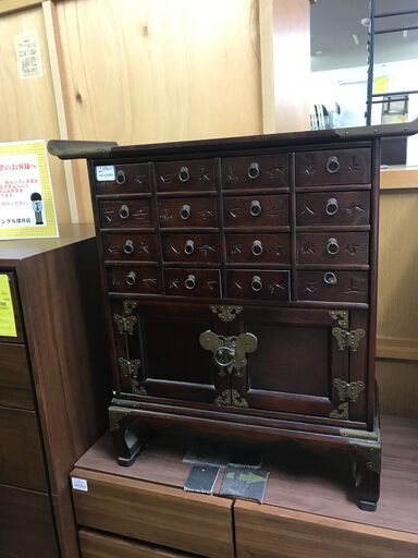 【FU904】★ 薬  棚  タンス  ブラウン  アンティーク  おしゃれ  コンパクト   収納家具  クリーニング済 堺市 深井 【ジャングルジャングル深井店】