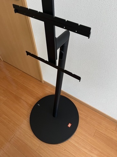 新品未使用　テレビ台　フレーム