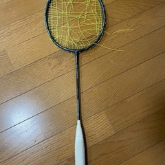 バドミントンラケット