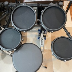 Alesis アレシス 電子ドラムセットNitro Mesh Kitメッシュ折りたたみ式8ピース3シンバル ドラムスローン付き　中古品の画像