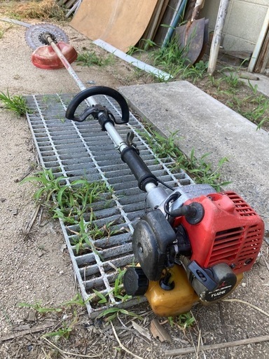 草刈り機　　刈払い機　ループハンドル