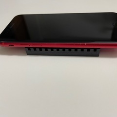 iPhone SE 第2世代 (SE2) レッドの画像
