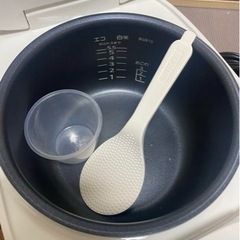 タイガー Tiger 炊飯器 5.5合　(ほぼ未使用)の画像