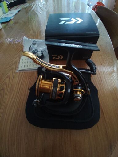 ダイワ　15トーナメントiso3000HLBD