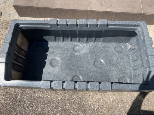 大型プラ池　水槽