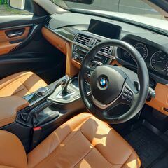 BMW320i　ラグジュアリー　極上　低走行車の画像