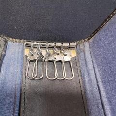 トミーヒルフィガーのキーケースの画像
