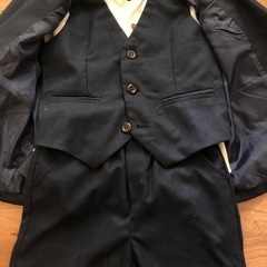 男の子　120㎝　スーツの画像