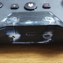 【受け渡し者決まりました】Switch・iPhone用ゲーミングコントローラー 黒の画像