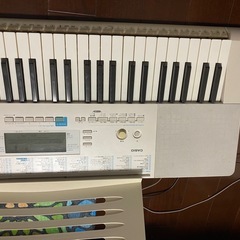 カシオ電子ピアノLK223の画像