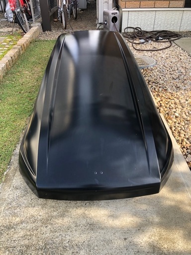 【取引中】inno ルーフボックス【BRQ124BK イノー シャドゥ 124】
