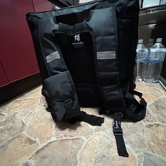 Uber Eats ウーバーイーツ デリバリー 配達用リュック　公式バッグの画像