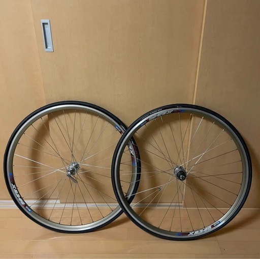 SHIMANO 105ハブ 練習輪（前後）