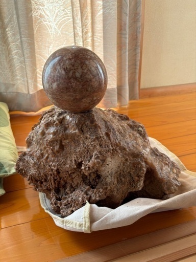 引き取り限定  岩の置物 オブジェ