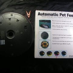 犬猫他自動給餌器 Automatic Pet Feeder 輸入品 殆ど未使用品 動作品 取説外箱付 取りに来ていただける方 受け渡し日時自由         の画像