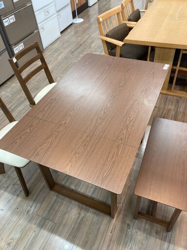 ニトリ｜ダイニング4点セットのご紹介です