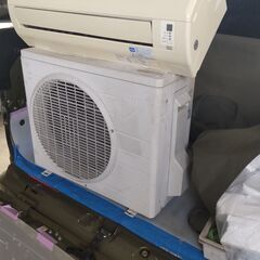 ★完動品★　★ダイキン製★　★8畳～2.5Kwクラス★　★取外し日令和6年７月26日★