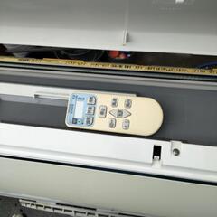 手洗い済み 日立 ルームエアコン  2.8kw ～12畳 白くまくん  自動掃除 RAS-M28 中古動作品の画像